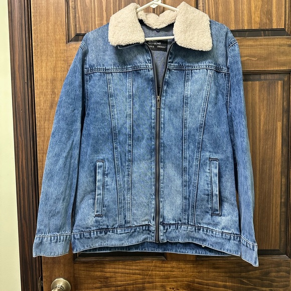The Tubbo Moment Denim Jacket with Sherpa Lining - Picture 8 of 10